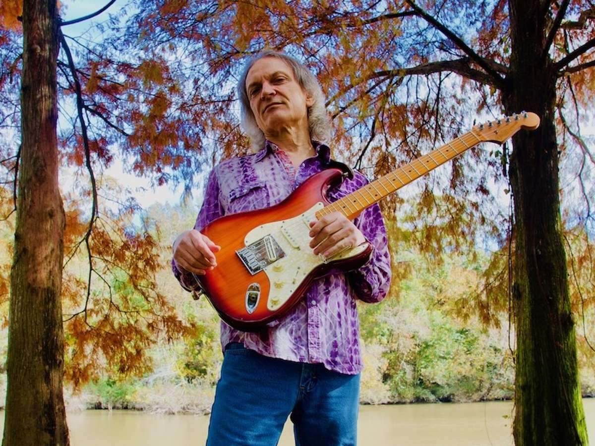 SONNY LANDRETH IN A RARE SOLO APPEARANCE (Mon, 11/10/25)